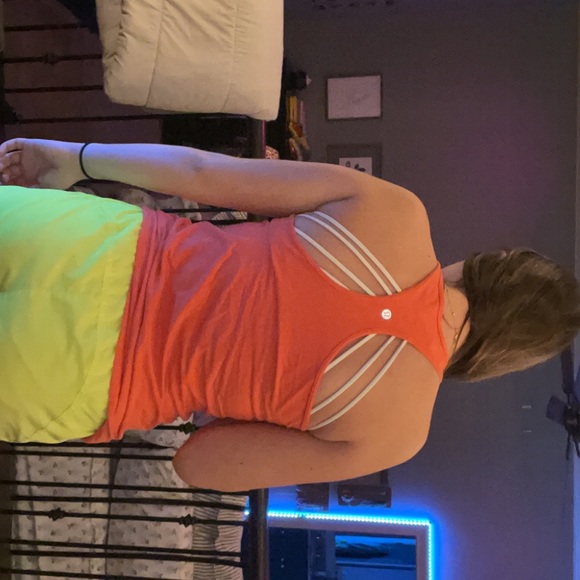Lululemon Athletica Tank Top - Picture 2 of 3